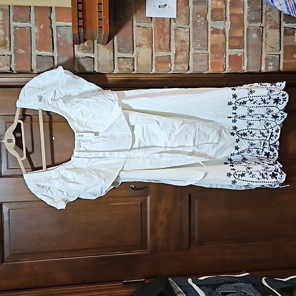Women dress